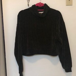 Crop sweater
